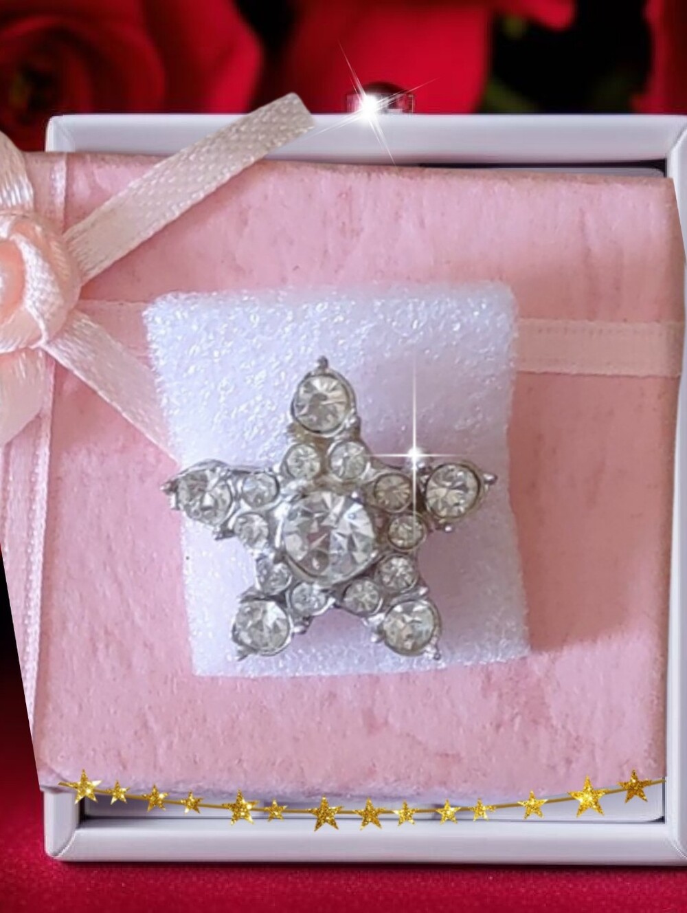 Vintage Rhinestone 5-pt Star Brooch